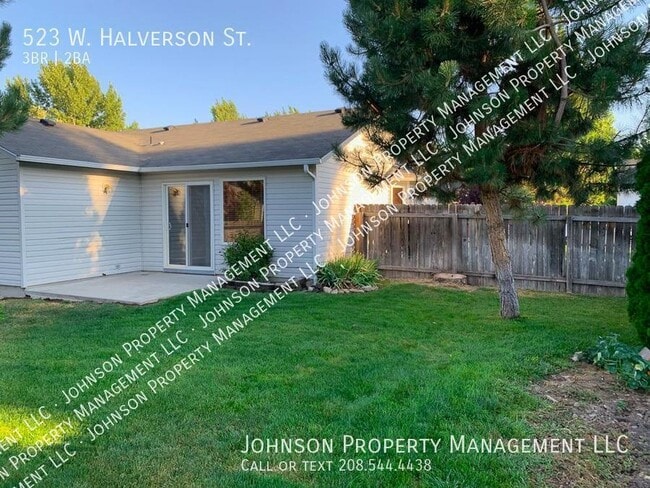 Building Photo - 523 W Halverson St