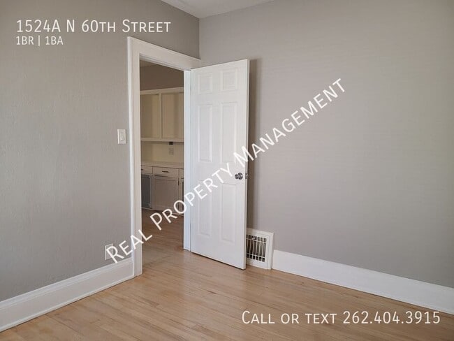 Building Photo - 1524 N 60th St