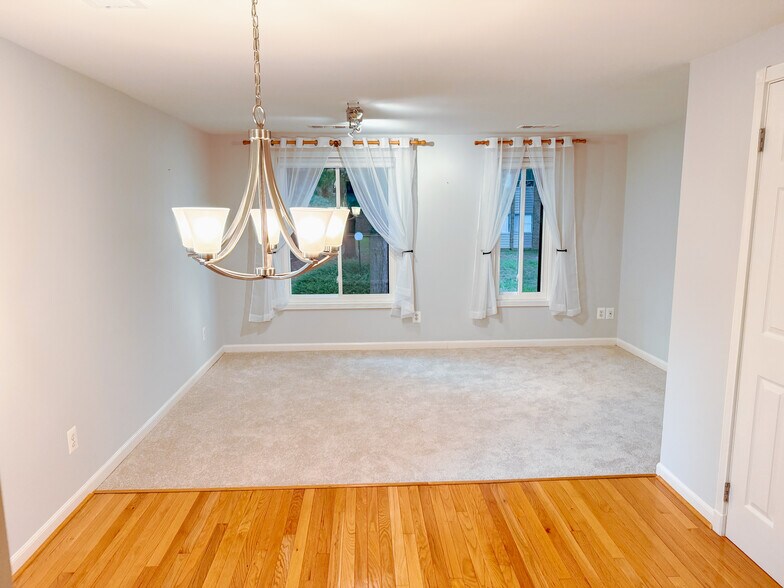 Building Photo - 59 Brassie Ct