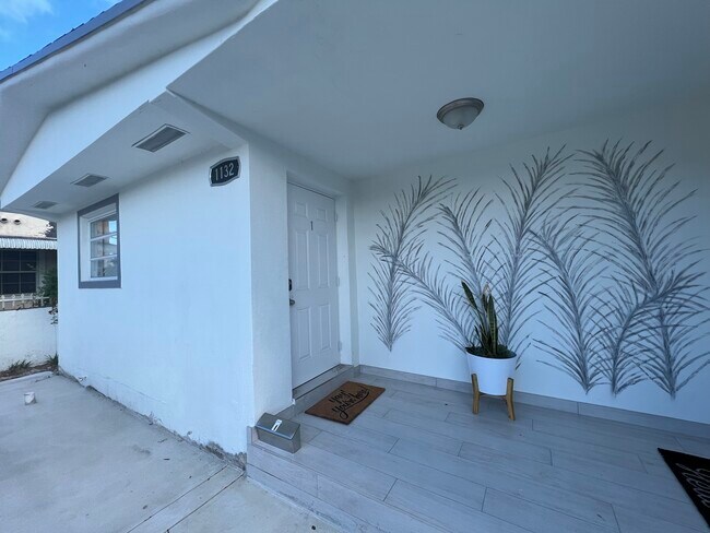 Building Photo - 1132 NW 38th St