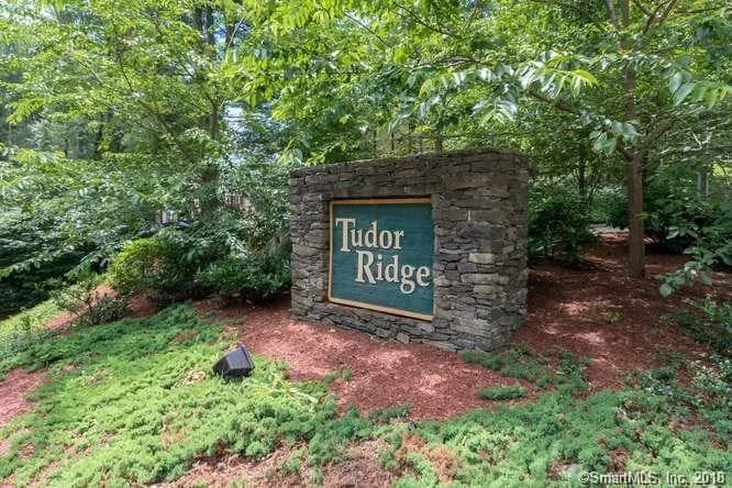 Building Photo - 125 Warner Hill Rd