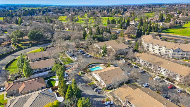 Building Photo - Woodcreek Terrace