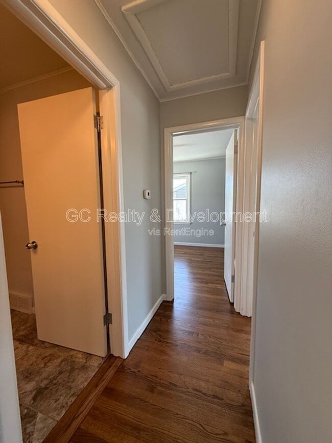 Building Photo - 114 Martin Ave