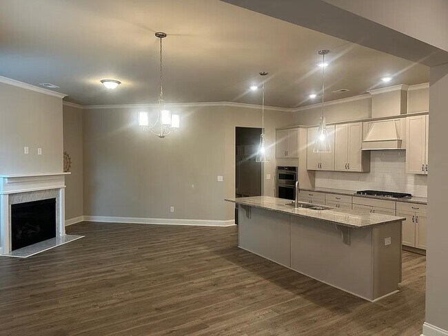 Building Photo - 1519 Windward Dr