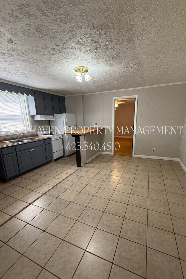 Building Photo - Limited-Time Special: First Month FREE with a 13-Month Lease!