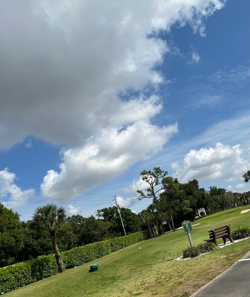 golf anyone - 17280 Eagle Trce