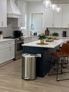 Building Photo - 987 Fair St SW