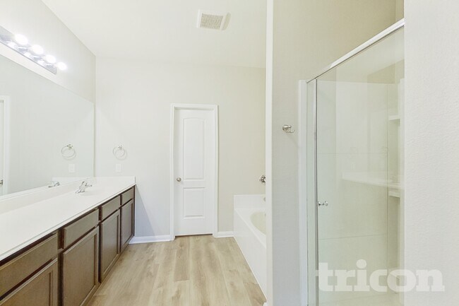 Building Photo - 14356 Open Range Dr