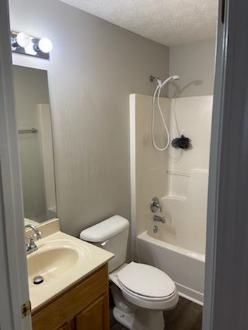 Building Photo - 3226 Deer Valley Dr NW