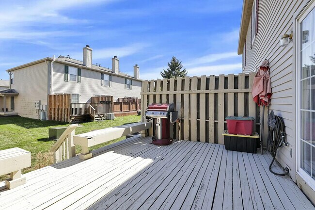 Building Photo - 2014 Burbridge Ln