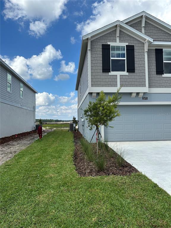 Building Photo - 5695 Ficus Aurea St