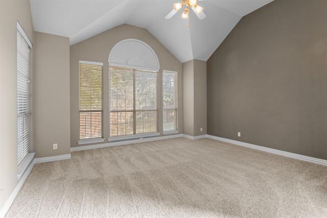 Building Photo - 2 Shields Ct