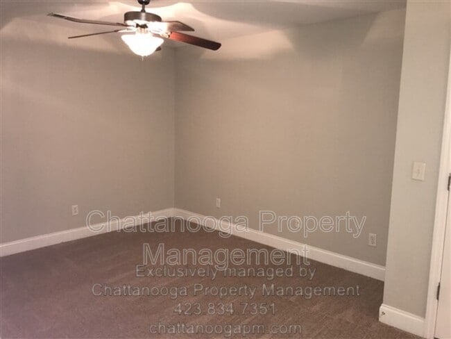 Building Photo - 2704 Stone Trace Dr