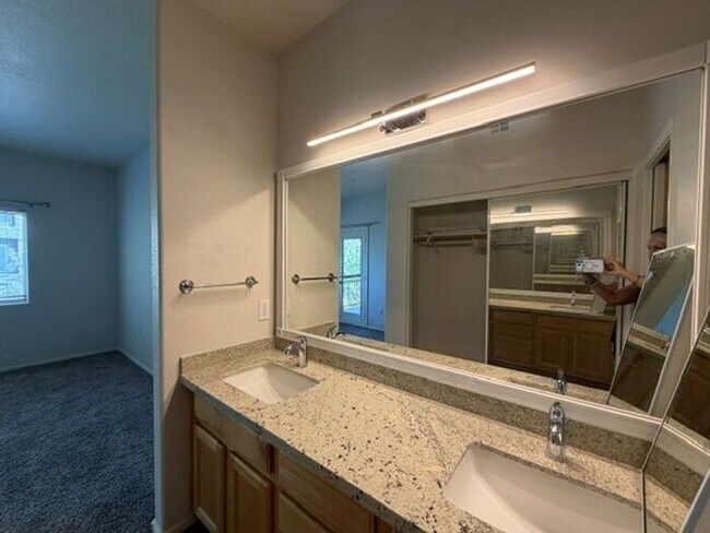 Building Photo - 7021 E Earll Dr