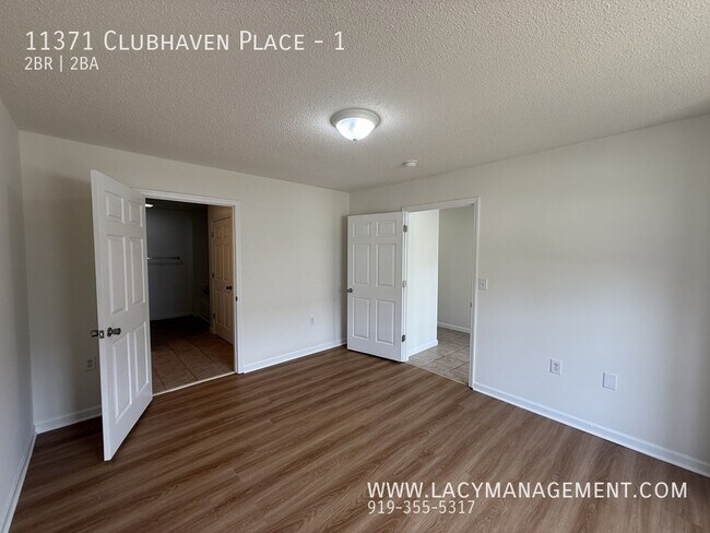 Building Photo - 11371 Clubhaven Pl