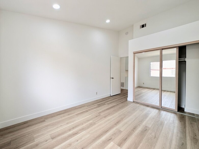 Building Photo - 22719 Copper Hill Dr