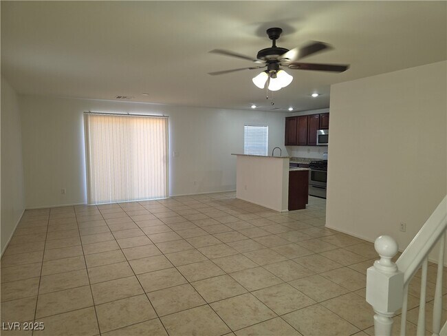 Building Photo - 9252 Valley Ranch Ave