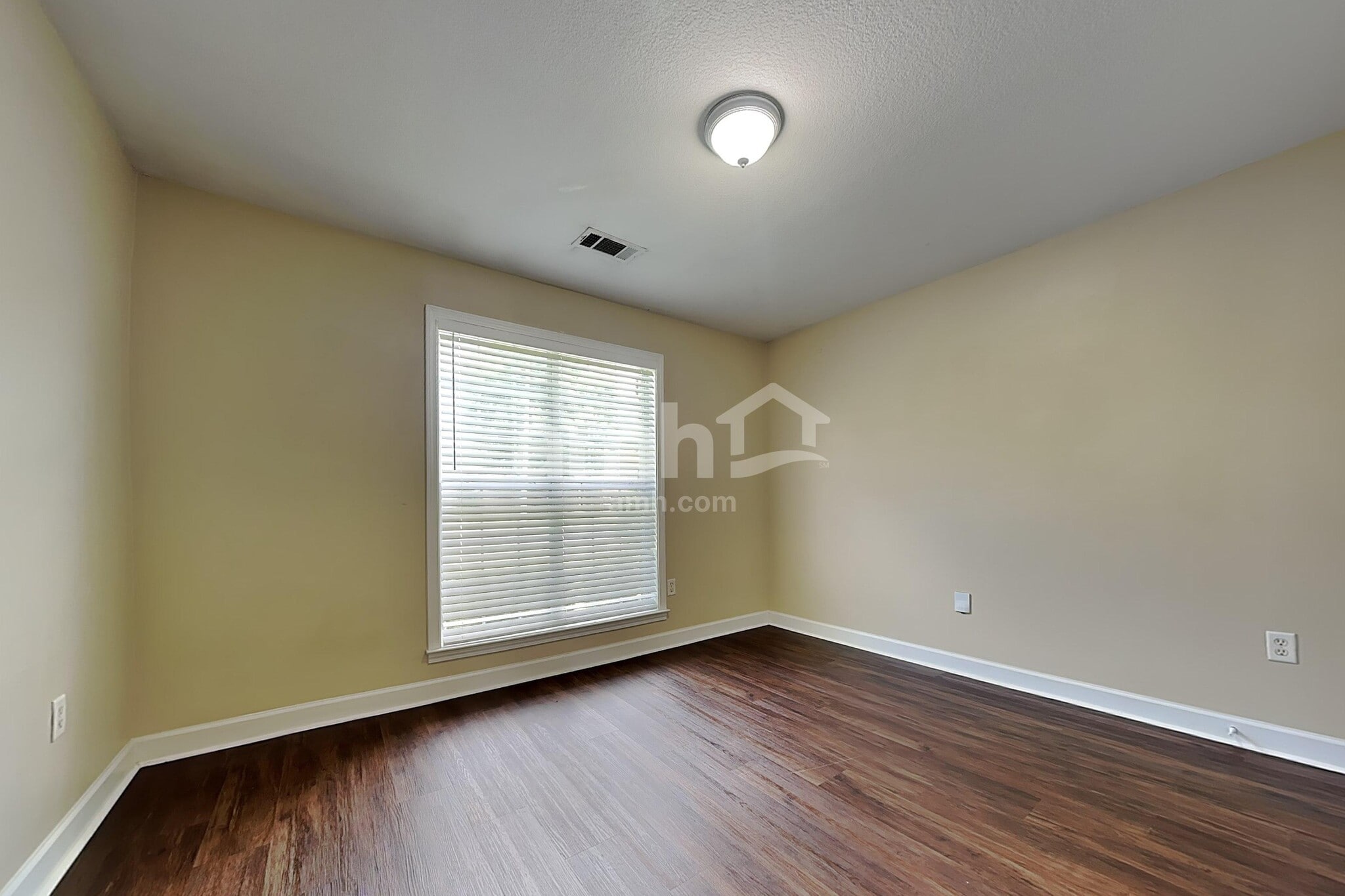 Building Photo - 375 Vaiden Ridge Dr N