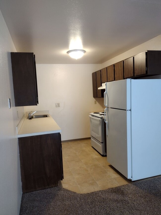 Building Photo - 1 bed room 1 bath in Beautiful South Eugene