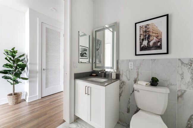 Building Photo - 8601 Bergenline Ave