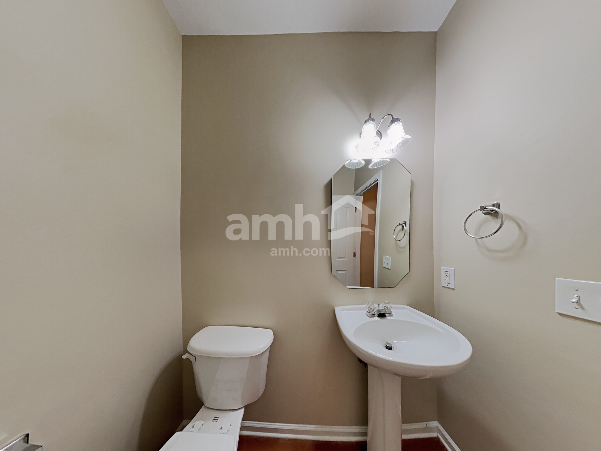 Building Photo - 2905 Meherrin Ct