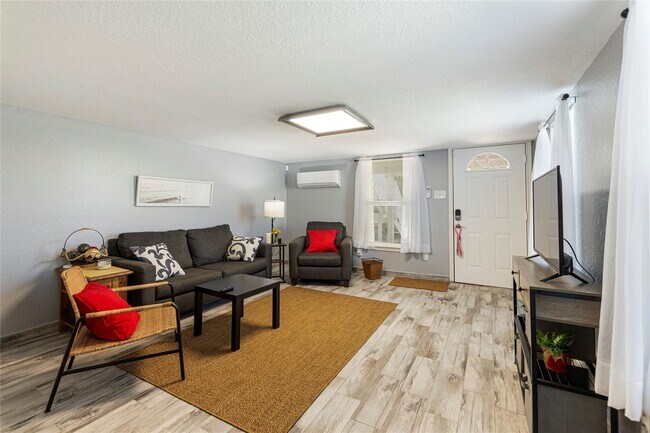 Building Photo - 5420 Avenue Q