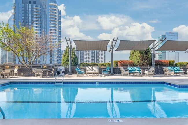 Building Photo - 25th Floor Condo in the heart of Uptown!!