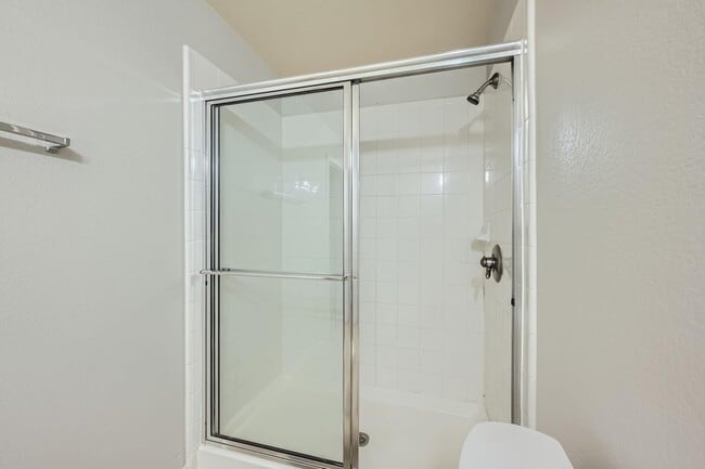 Building Photo - 6602 Fairbrook Park Ln