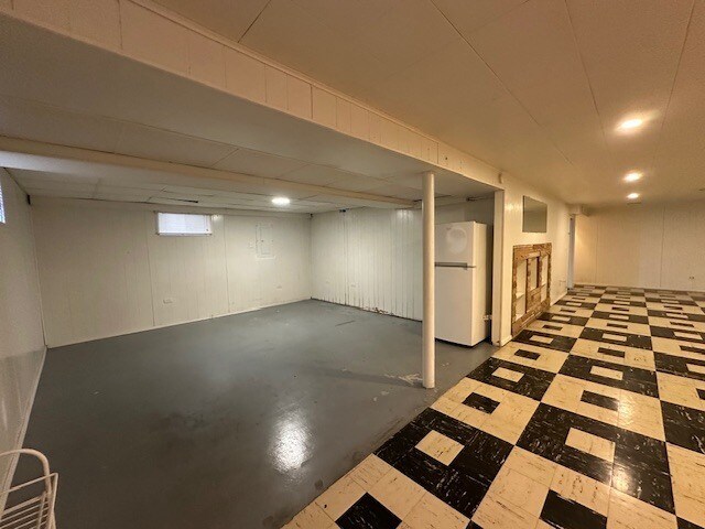 Building Photo - 1229 Algonquin Dr