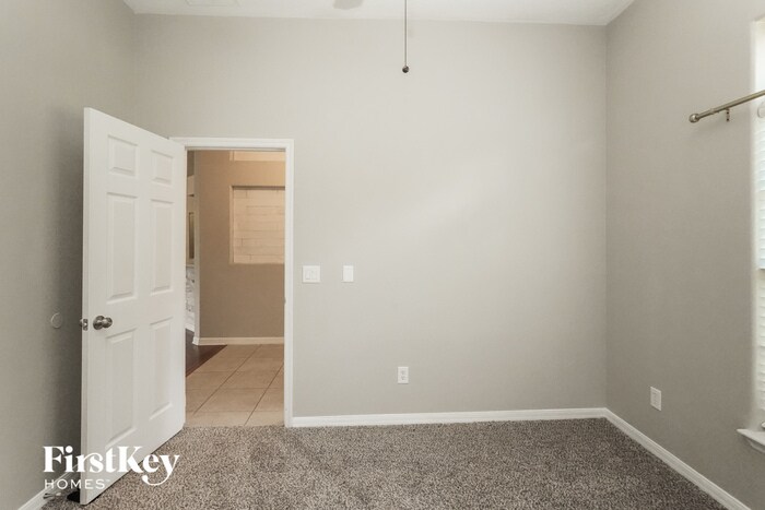 Building Photo - 505 Orsota Ct