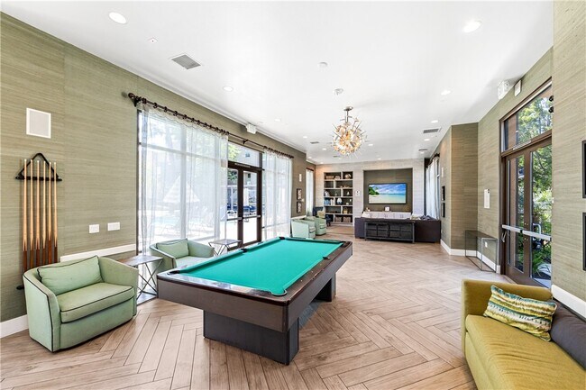 Building Photo - 664 Colorado Cir