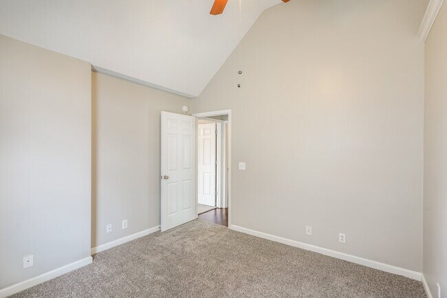 Building Photo - 4229 Nandina Ct