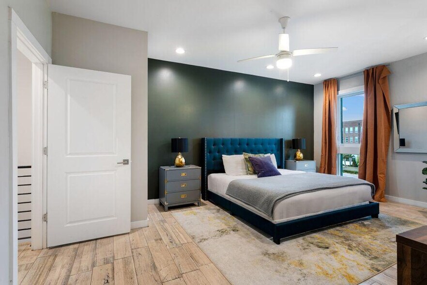 Building Photo - 3737 Bienville Ave