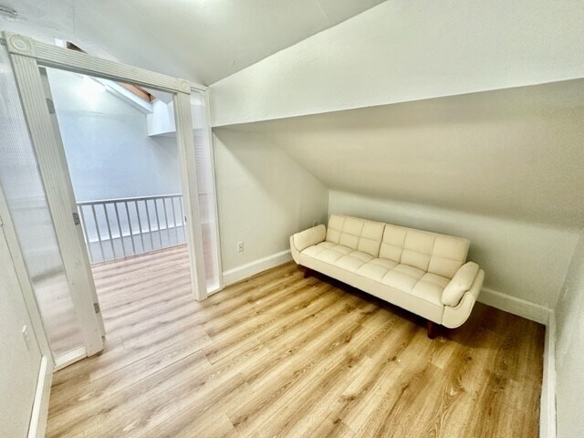 Building Photo - 288 Hanover St
