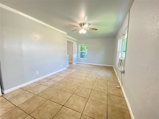 Building Photo - 1203 Hall St