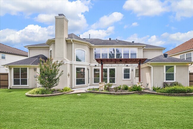 Building Photo - 2210 Bywater Dr