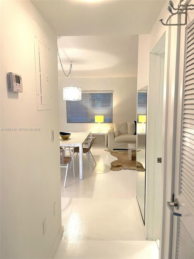 Building Photo - 1616 Euclid Ave