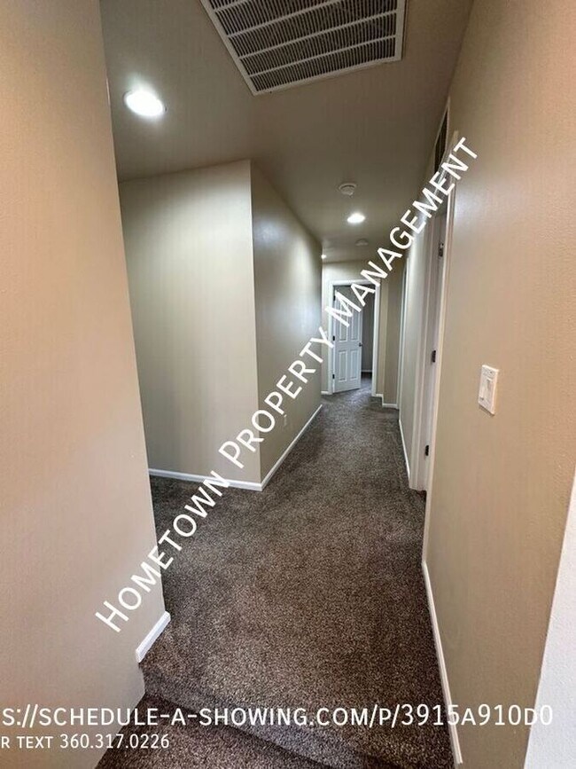 Building Photo - 5924 66th Ave SE