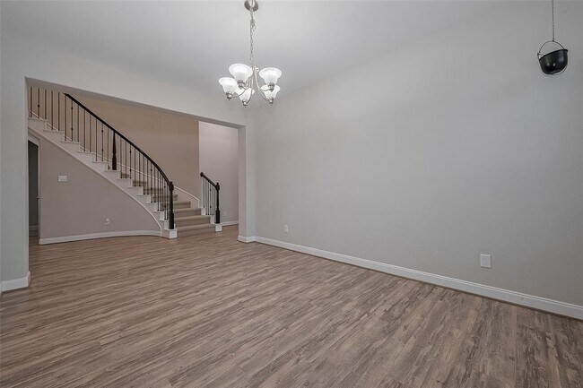 Building Photo - 707 Fresh Sage Crossing