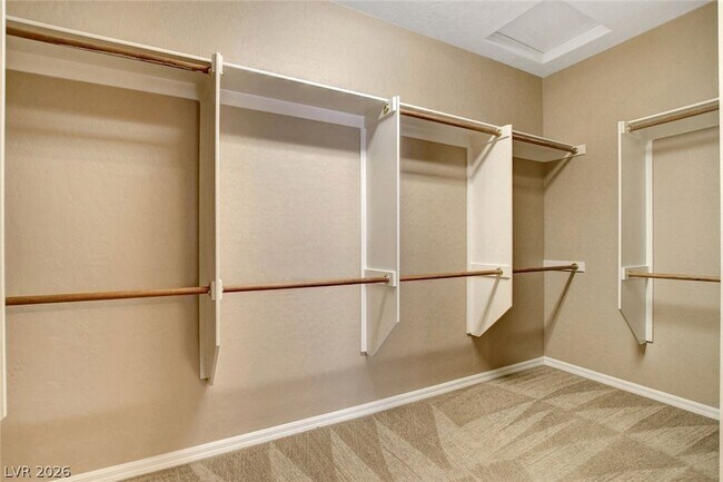 Building Photo - 8216 Imperial Lakes St