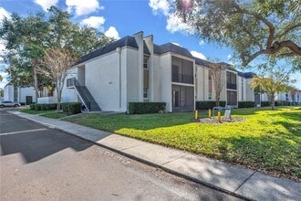 Building Photo - 801 Russell Ln