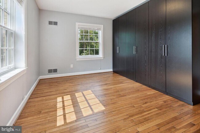 Building Photo - 5201 Westbard Ave