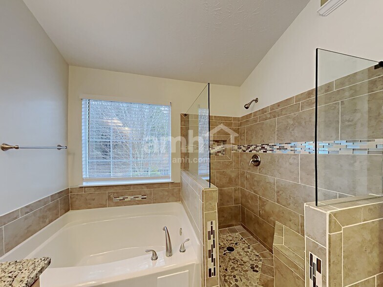 Building Photo - 3677 Burel Mill Dr