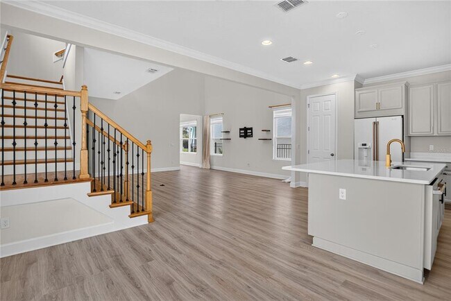 Building Photo - 15382 Arcadia Blf Lp