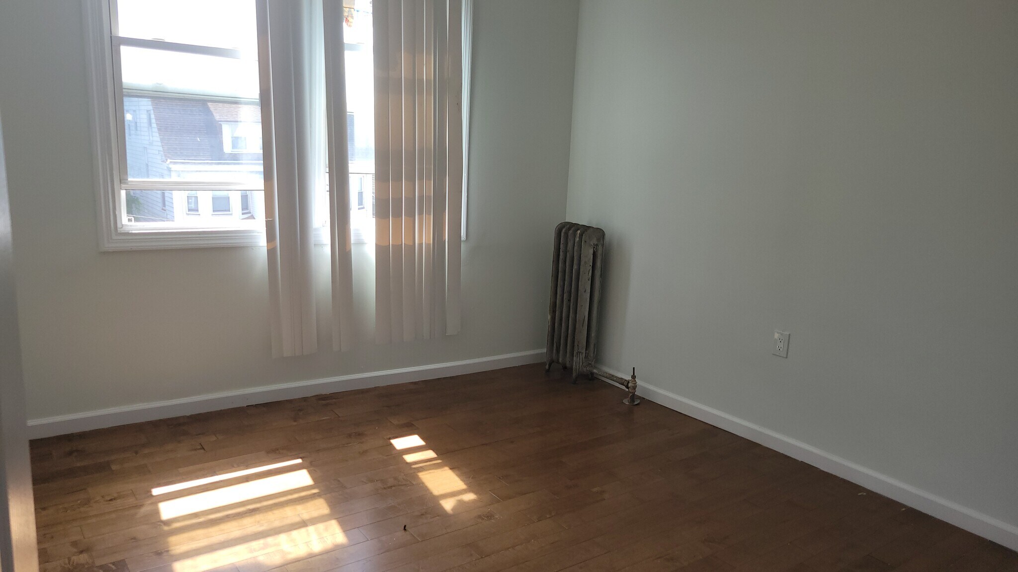 Bedroom - 69 Mapes Ave