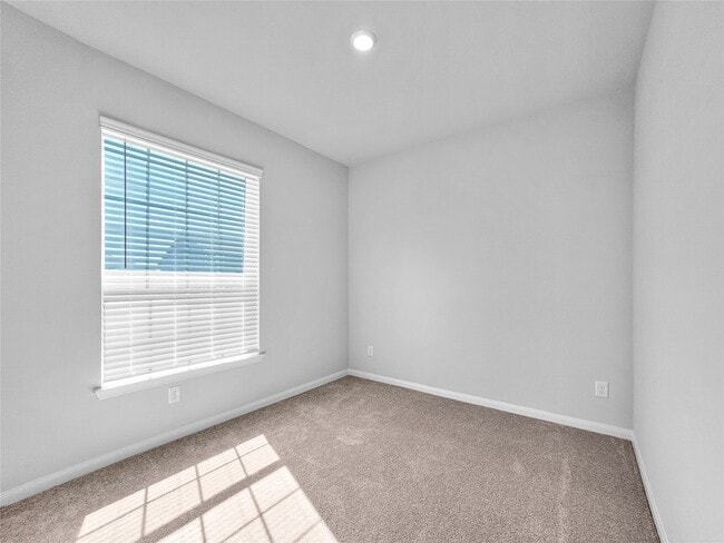 Building Photo - 329 Grayson Baw Ln