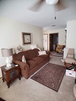 Building Photo - 1103 Sandra Ct