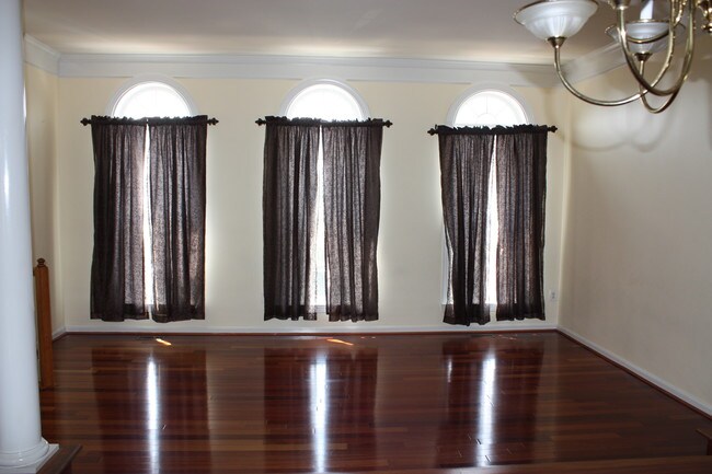 Living Room - 2833 Grace Forest Pl