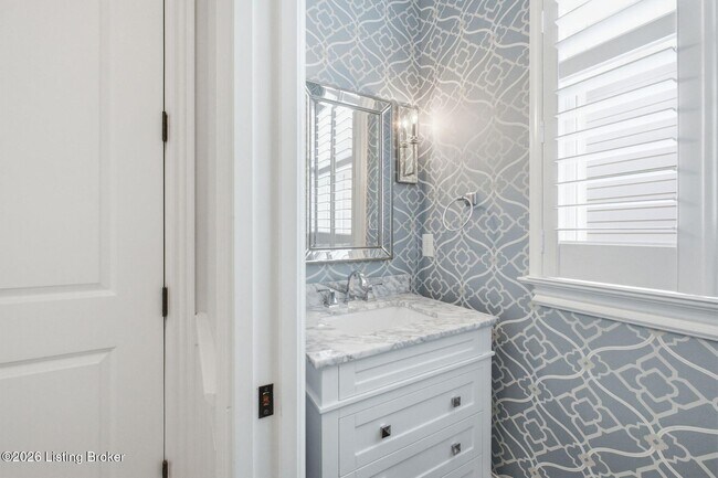 Building Photo - 6300 Mistflower Cir
