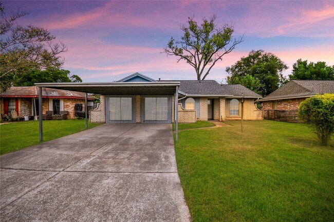 Building Photo - 7210 Lumber Jack Dr